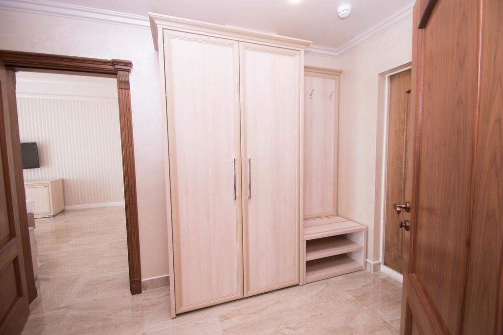 Hotel Cheluskintsev Gagra Exterior foto